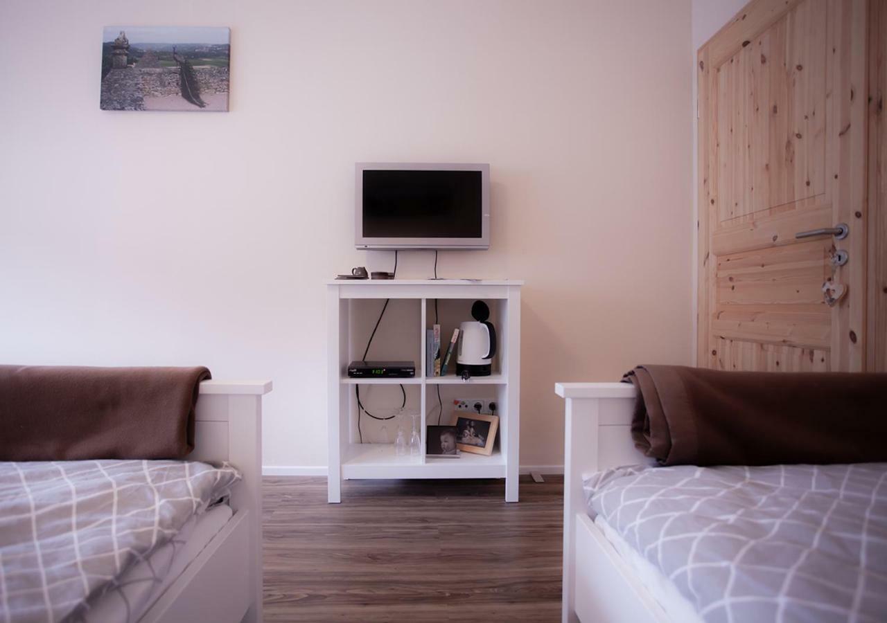 B&B Waldsolms Extérieur photo