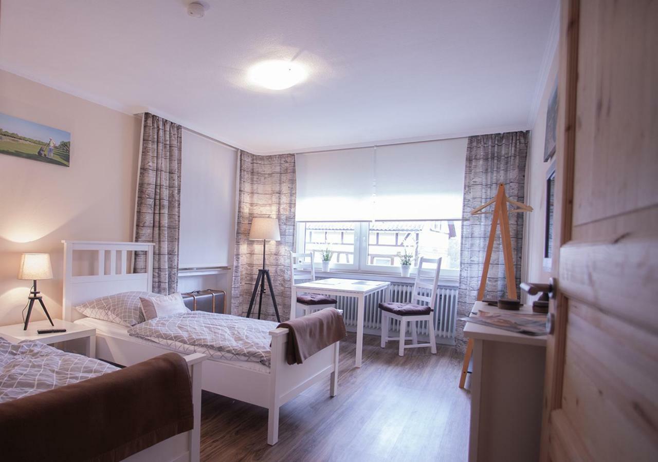 B&B Waldsolms Extérieur photo